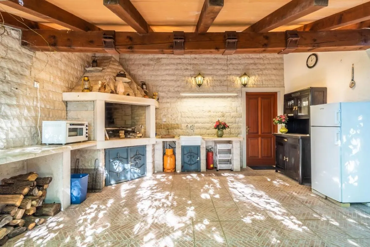 Atri Giardino In Premantura - Haus Fuer 4 Personen Villa Croatia